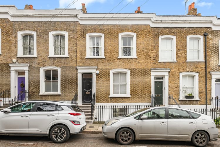 Queens Head Street, London, N1 8NG