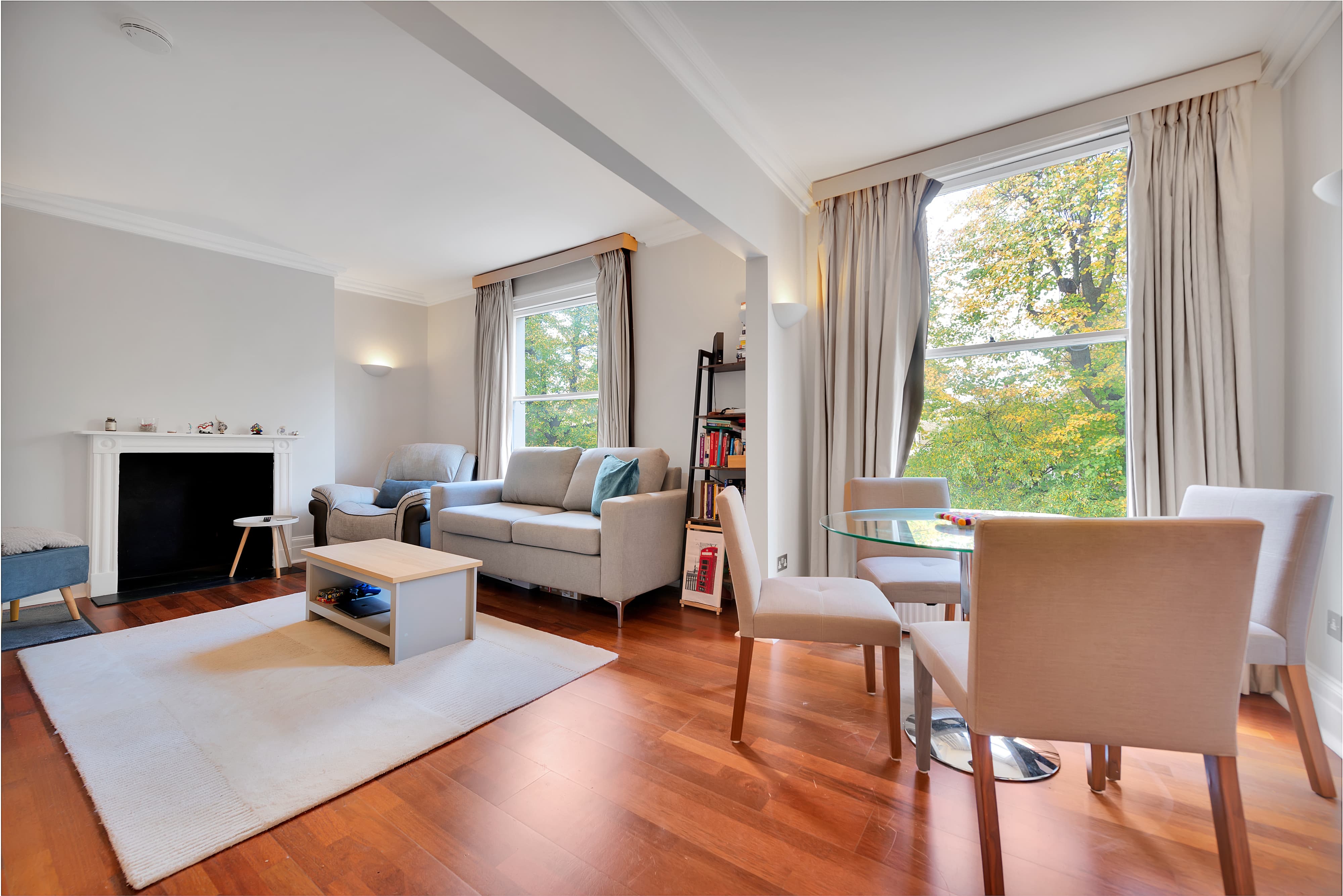 Lloyd Square, Islington, London, WC1X 9BA