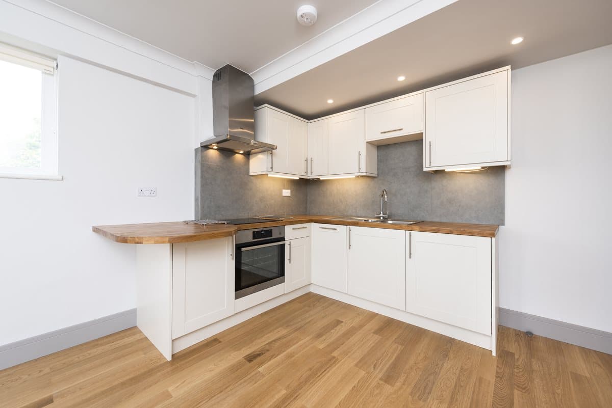 Deepdene Gardens, London, SW2 3LP