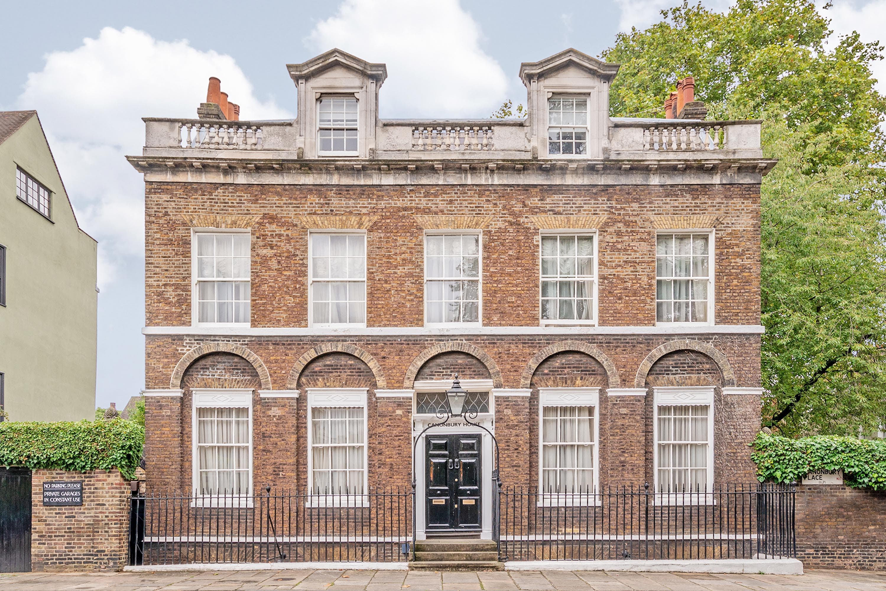 Canonbury Place, Islington, London, N1 2NQ