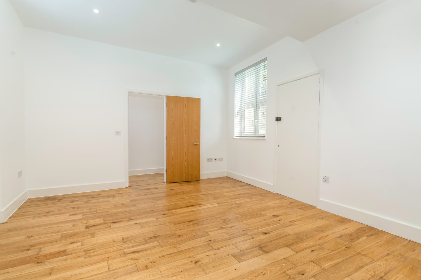 Eagle Wharf Road, Islington, London, N1 7EY