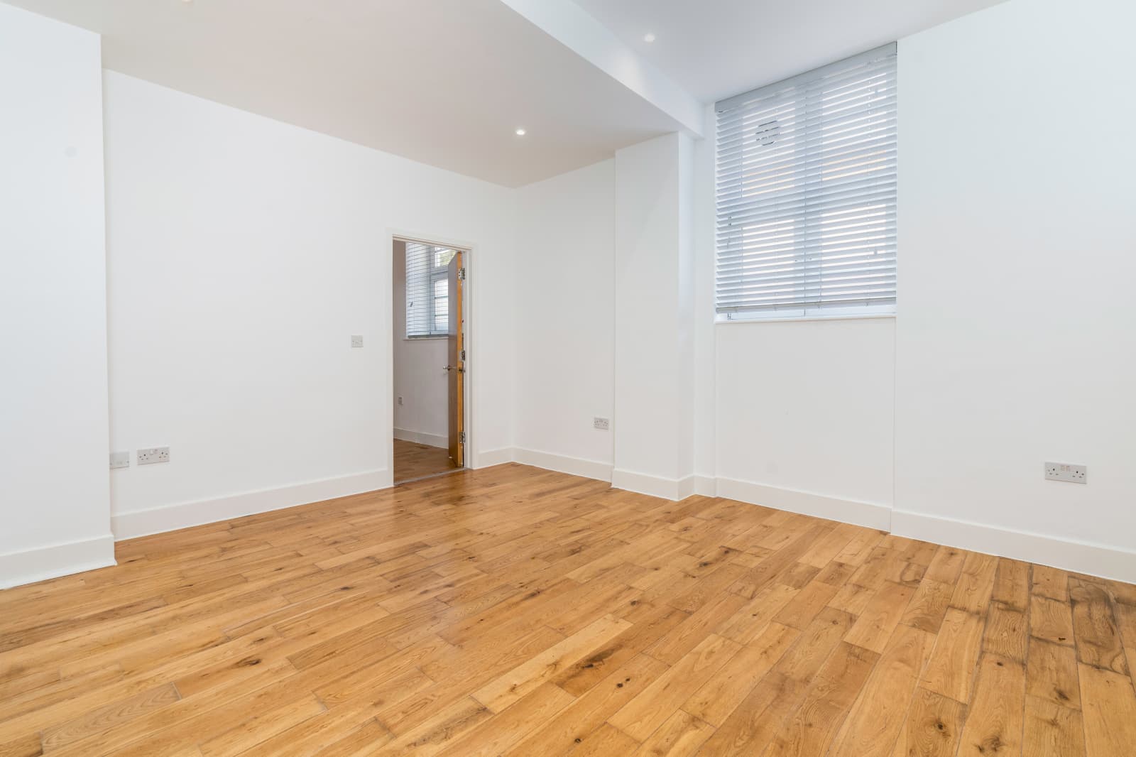Eagle Wharf Road, Islington, London, N1 7EY