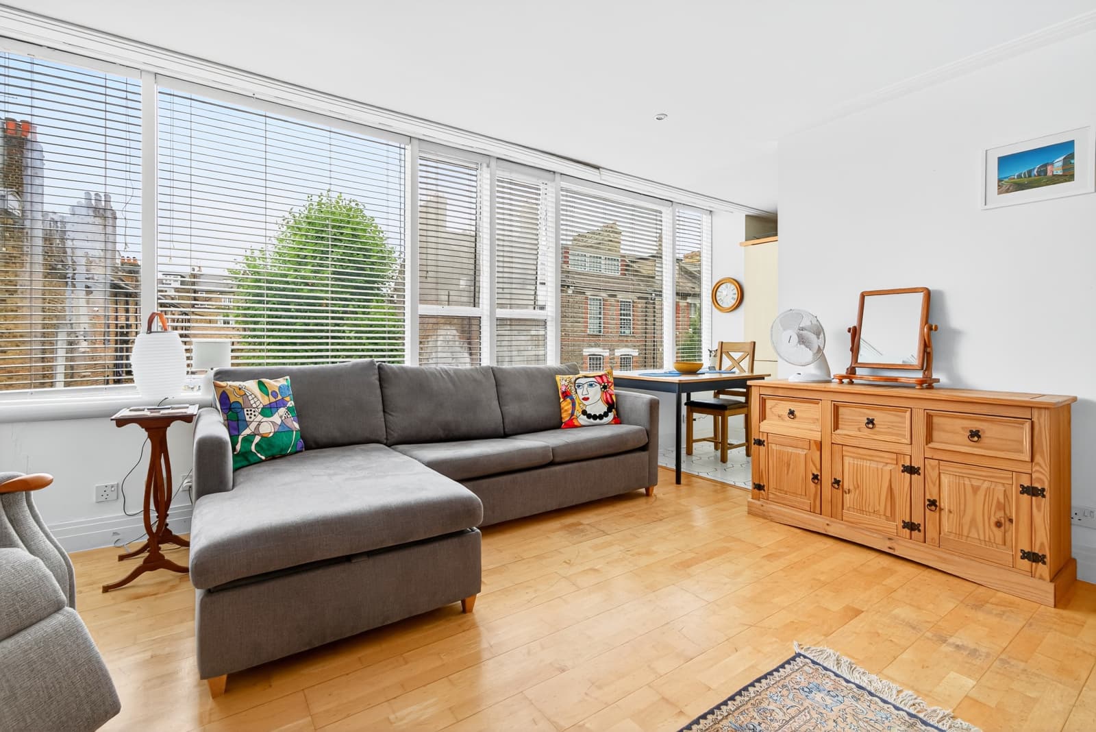 Drayton Park, London, N5 1NF