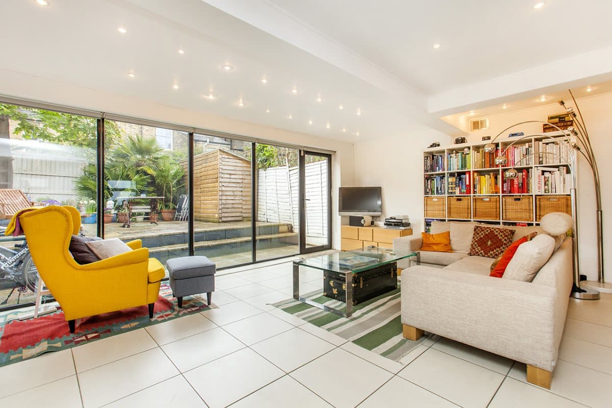 Finsbury Park Road, Highbury, London, N4 2LA