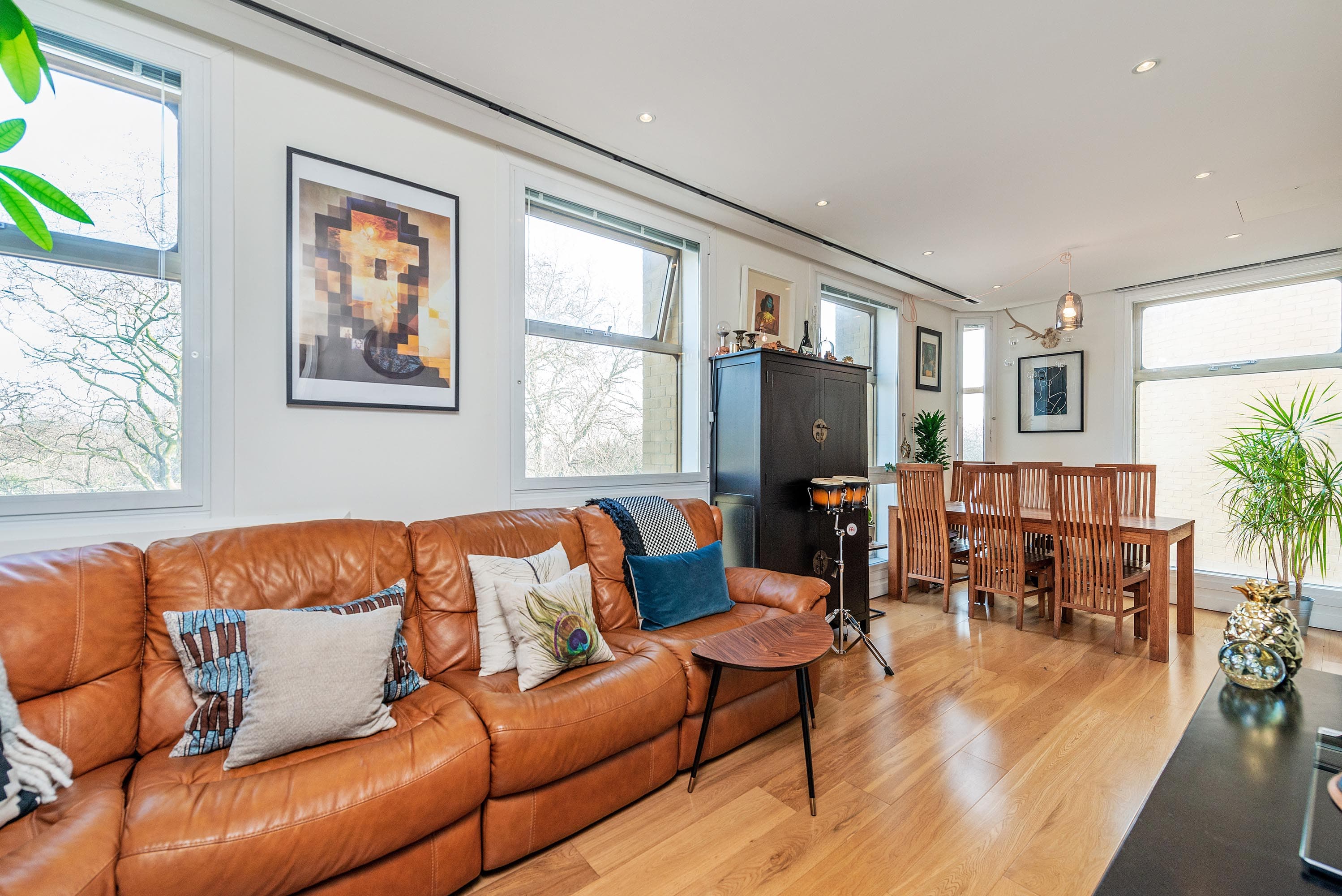 Highbury Crescent, London, N5 1RN