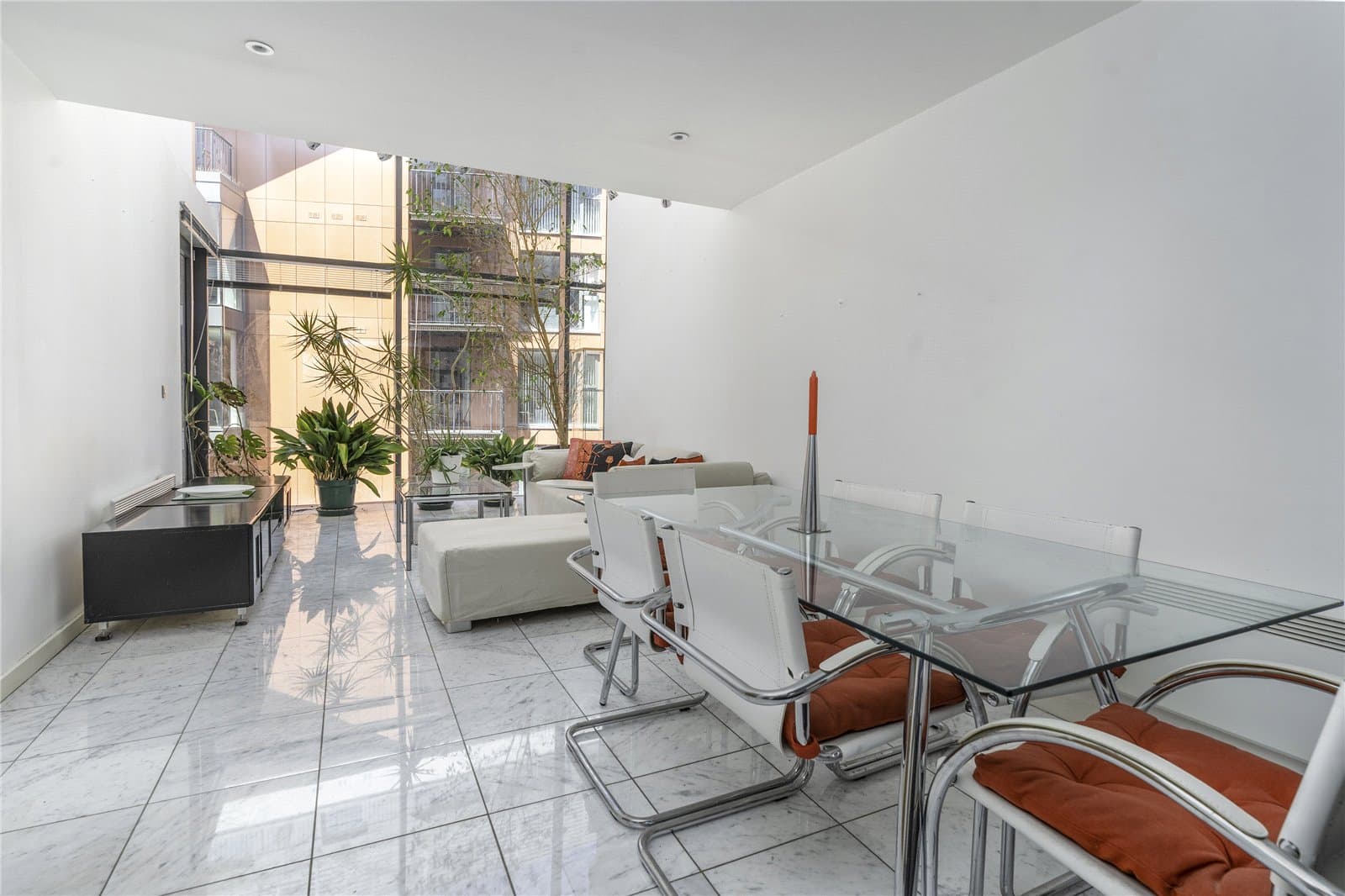 Brewhouse Yard, Clerkenwell, London, EC1V 4JQ
