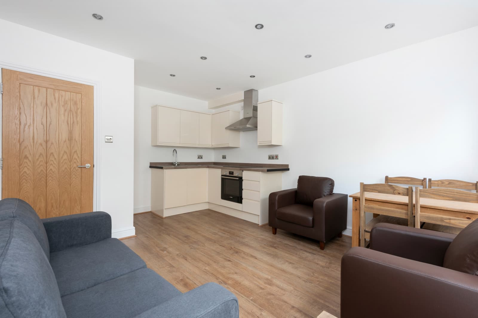 Blackstock Road, London, N5 2LL