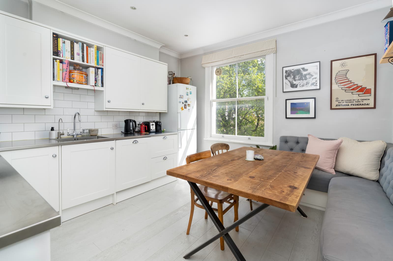 Highbury Hill, London, N5 1SX