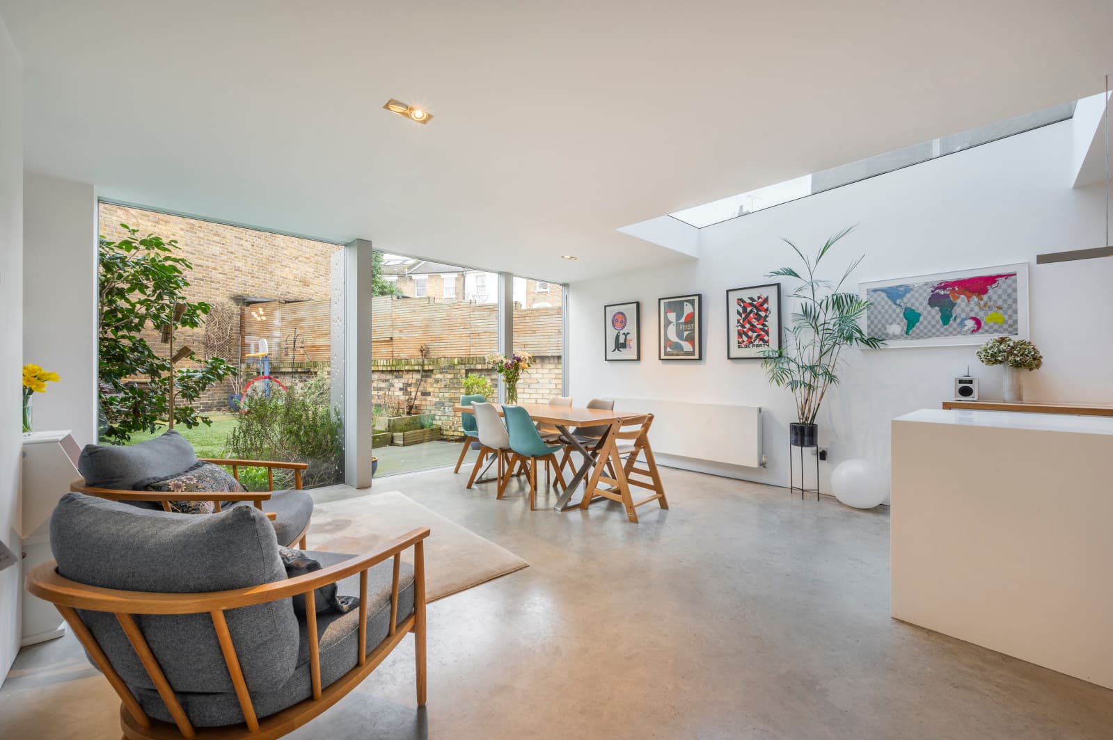 Plimsoll Road, London, N4 2EL