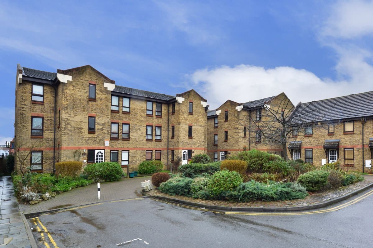 Wedmore Gardens, Islington, London, N19 4SY