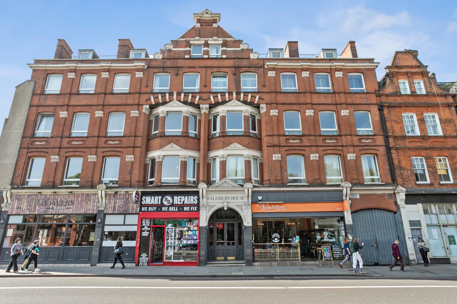 Highbury Corner, London, N5 1RB