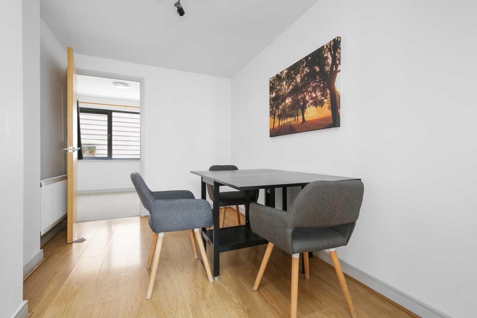 Benwell Road, London, N7 7AY