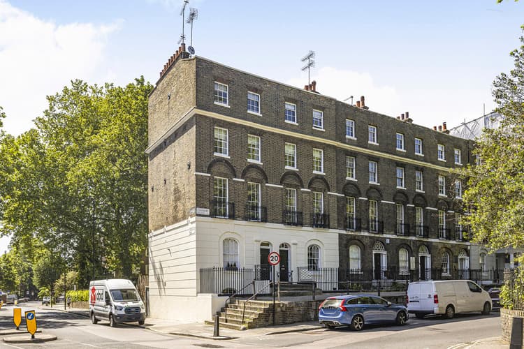 Canonbury Square, London, N1 2AU