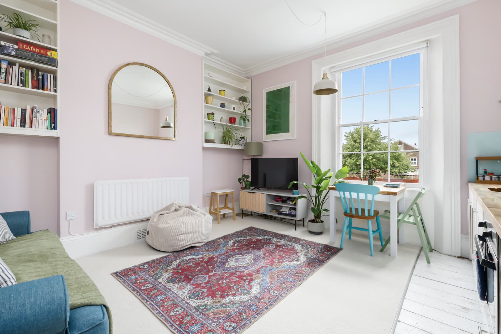 Regents Park Road, London, NW1 7SY