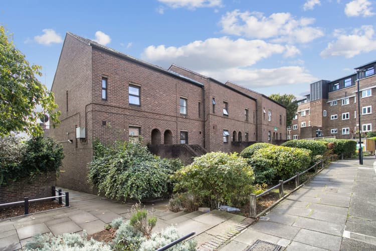 Ward Road, London, N19 5EA