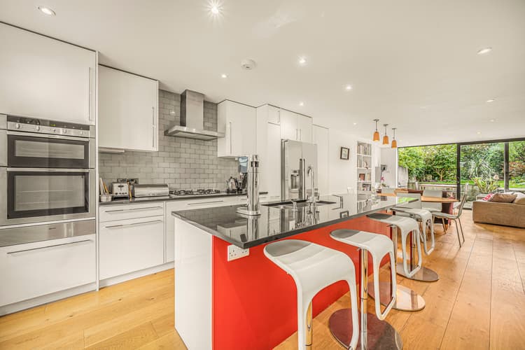 Balfour Road, London, N5 2HB