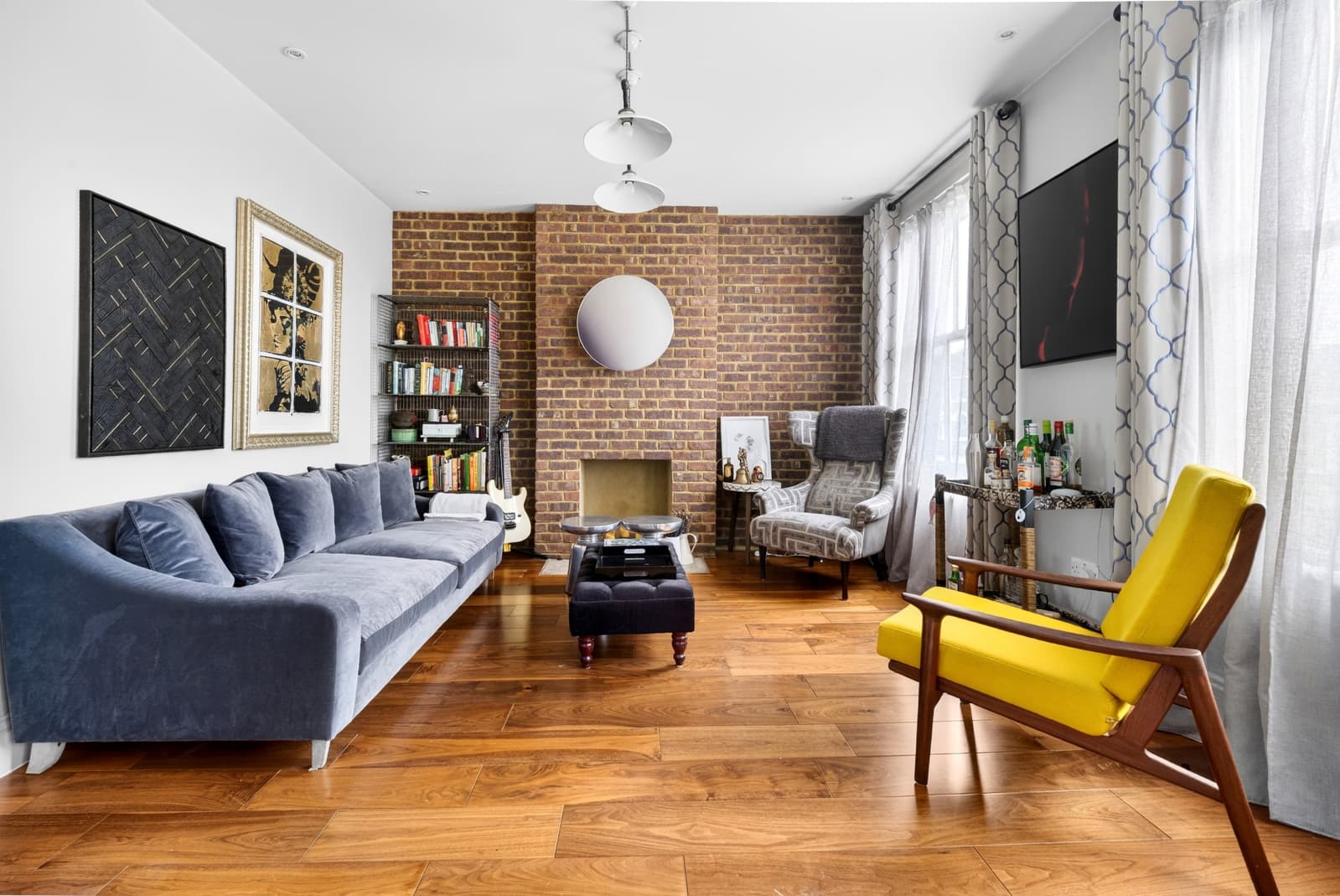 Highbury Hill, London, N5 1SU