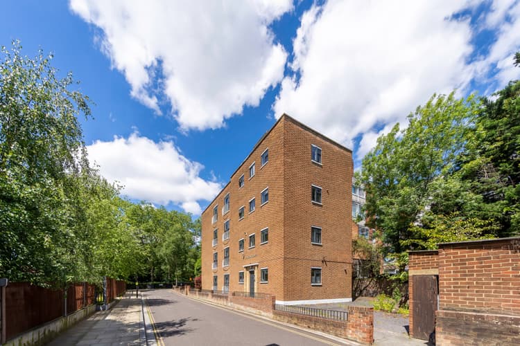 Highbury Grove, London, N5 2EH