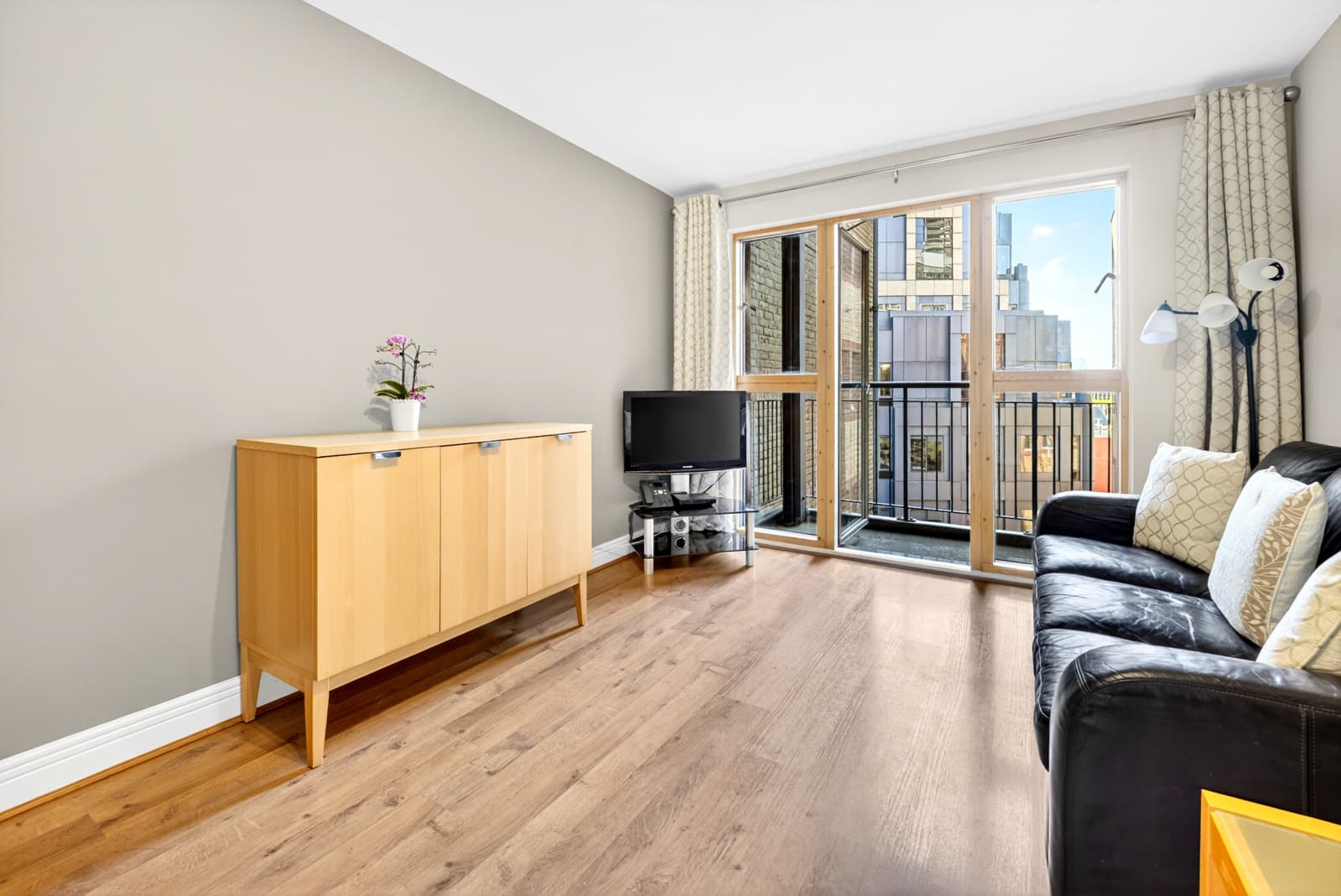 Aldersgate Street, London, EC1A 4HU