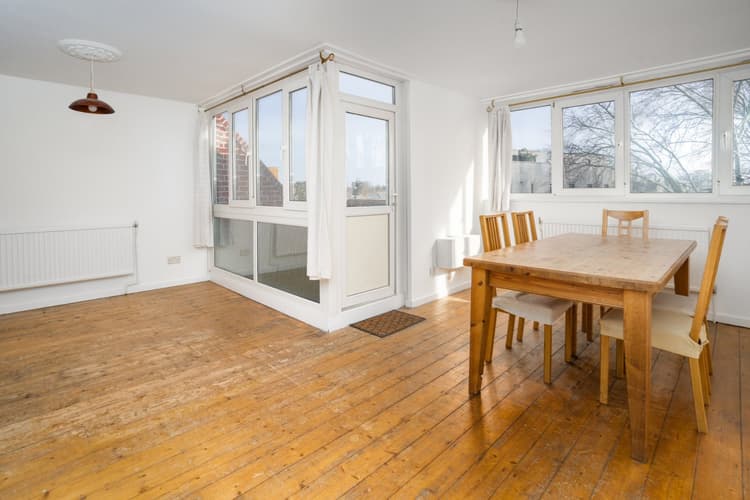Hedingham Close, Islington, London, N1 8UA