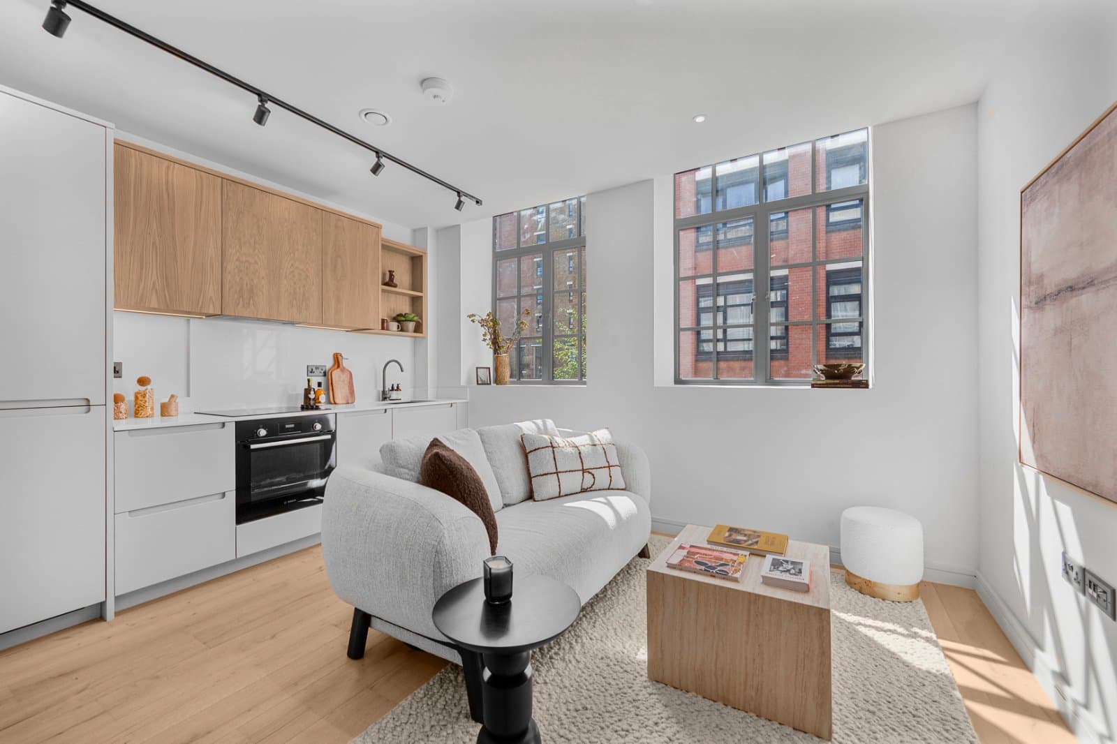 Hollybush Gardens, London, E2 9QT