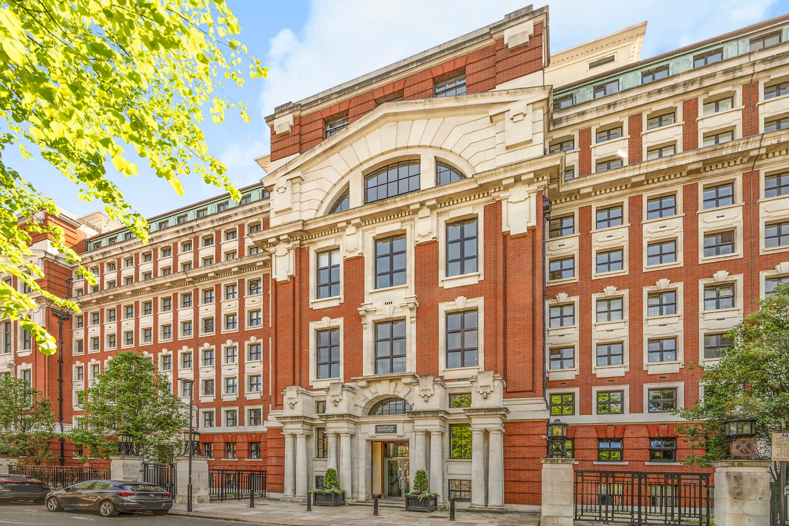 Beaux Art Building 10-18 Manor Gardens, London, N7 6JS
